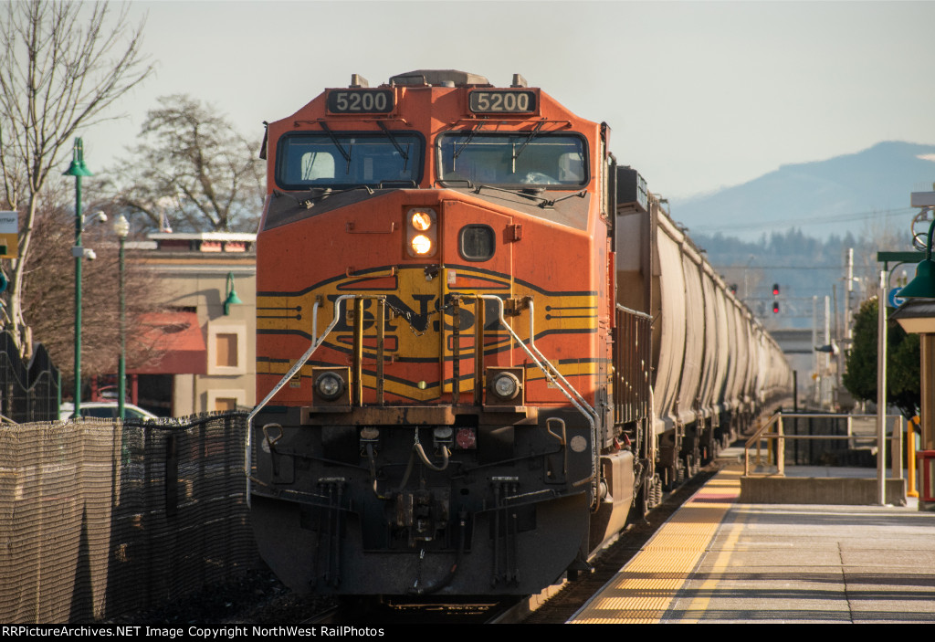 BNSF 5200